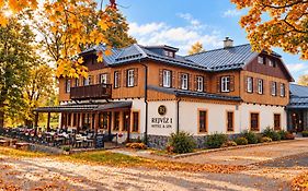 REJVÍZ 1 Hotel&Spa